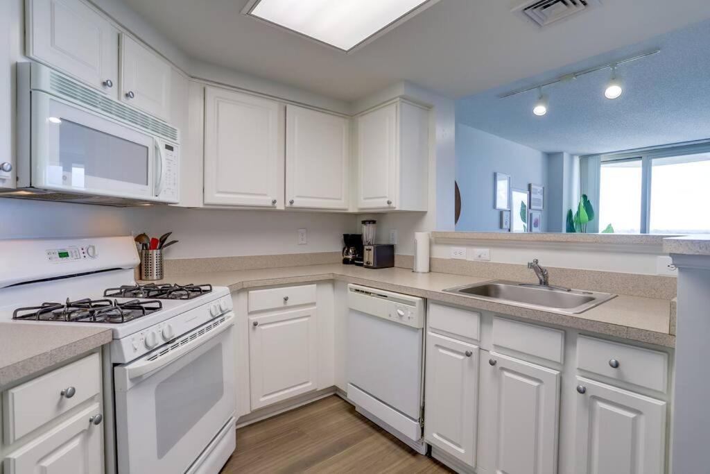 Exclusive Apt In Ballston With Gym Arlington Bagian luar foto