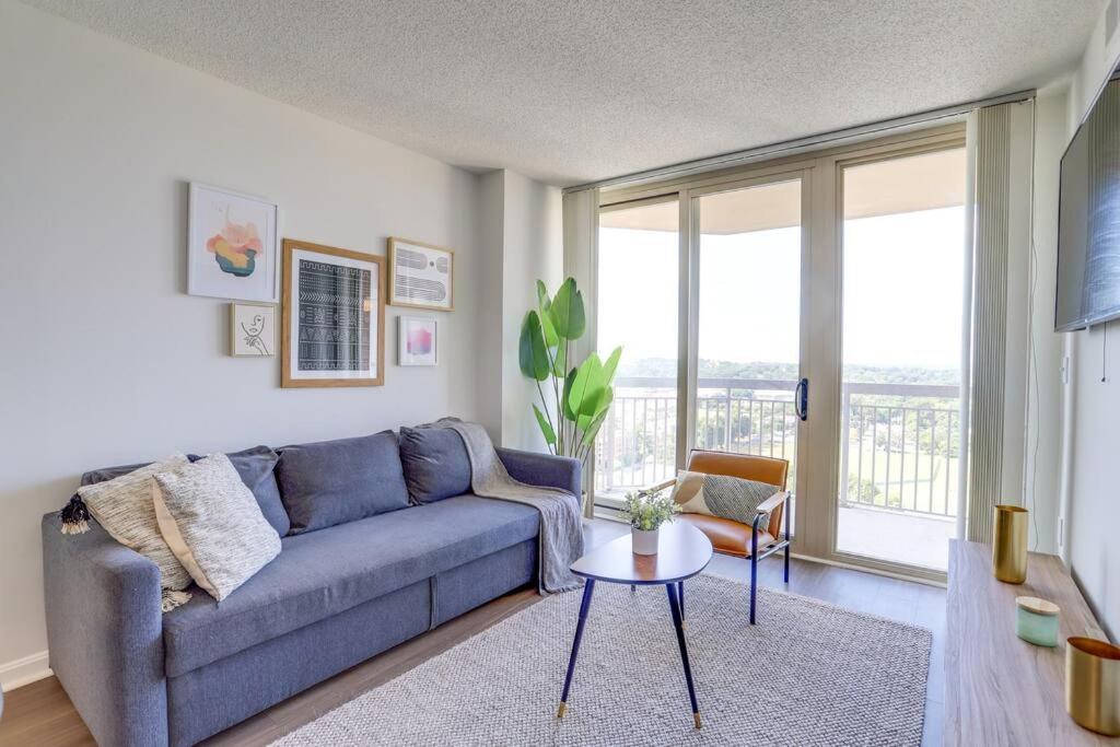 Exclusive Apt In Ballston With Gym Arlington Bagian luar foto